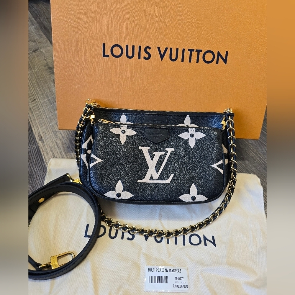Louis Vuitton Multi Pochette Accessoires Bicolor Monogram Empreinte